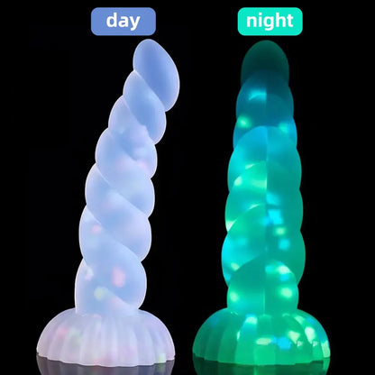 Dark Glowing Dildo / Plug